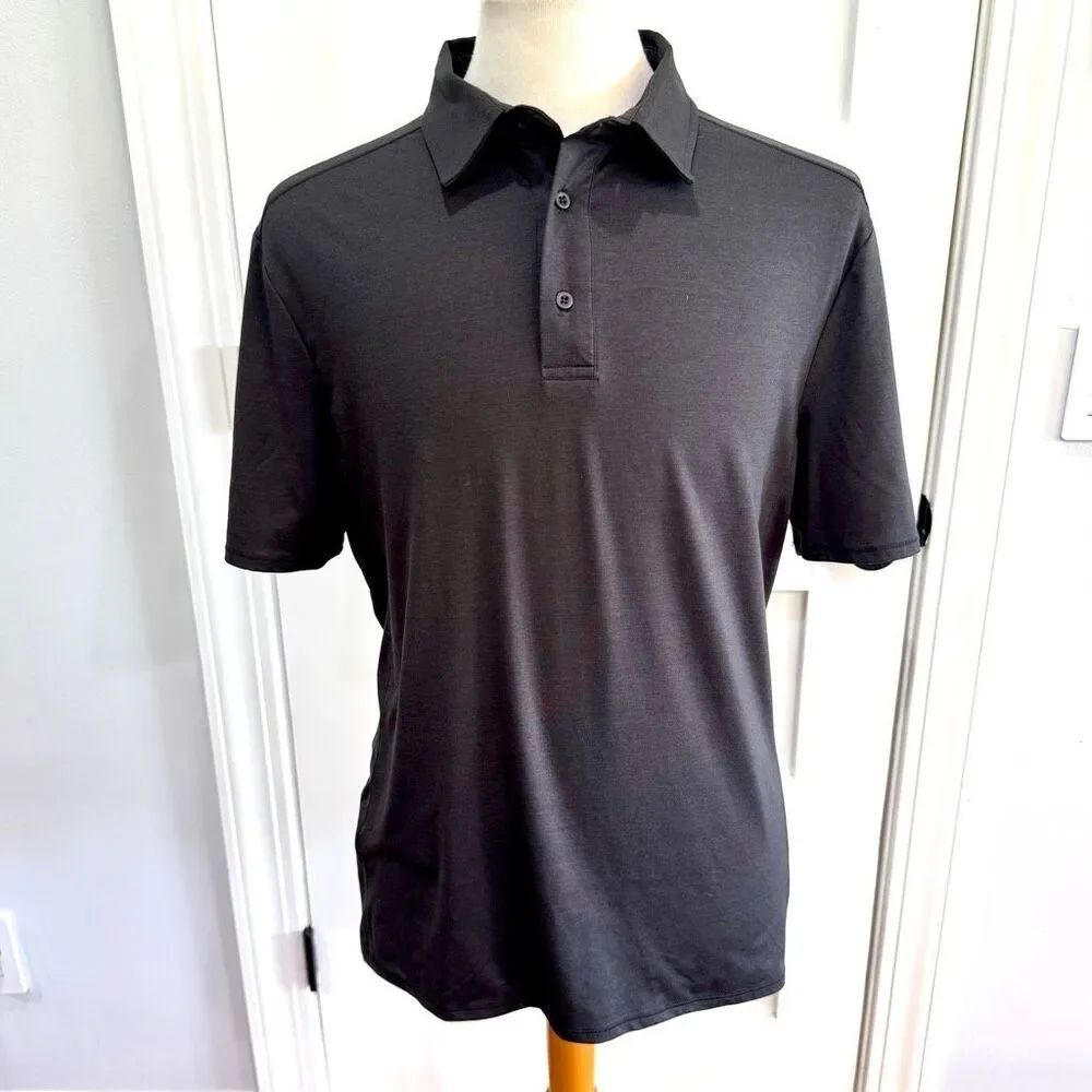 Quince Heather Black Flowknit Breeze Performance Polo Shirt. Large.